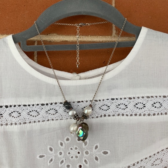 Retired SILPADA Sterling Silver, freshwater Pearl Mother of Pearl charm Necklace - Picture 2 of 4